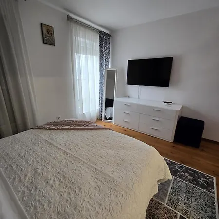 Panorama *