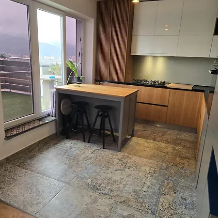 Panorama Apartment *